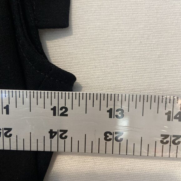 H&M Black Short Sleeved Tank Top With Buttons On The Sleeve Size 2 - Picture 9 of 9